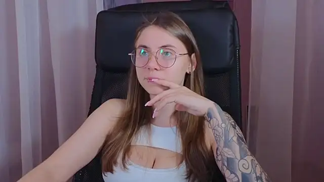  AnnaStark  online show from January 7, 5:22 am