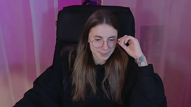  AnnaStark  online show from February 10, 12:19 am