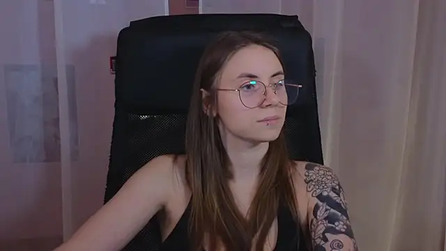  AnnaStark  online show from February 28, 11:34 pm