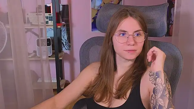 Snapshot of _AnnaStark_ chatting on May 16, 7:45 pm AnnaStark online show from May 16, 7:45 pm