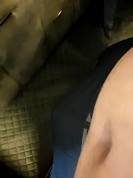 Snapshot of Wildguycums chatting on September 26, 6:01 pm Wildguycums online show from September 26, 6:01 pm