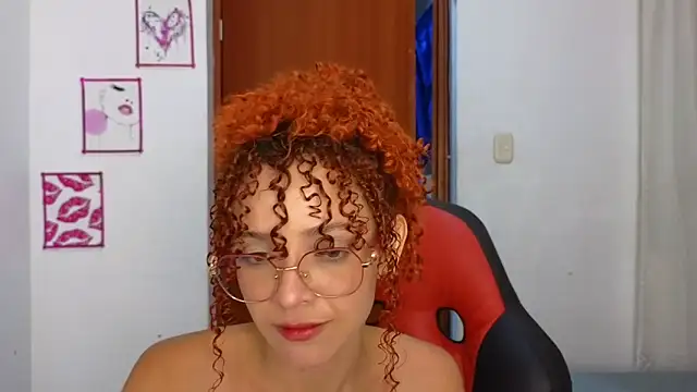 SexyLeilaa online show from November 5, 1:05 am