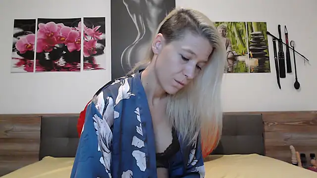 Naschkatze01 online show from October 28, 7:34 am