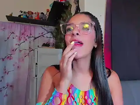 annyluna1 online show from May 12, 7:33 pm