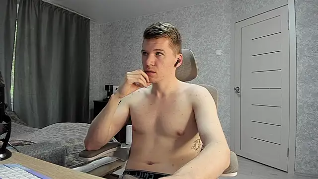 Bananas dick online show from May 14, 7:15 am