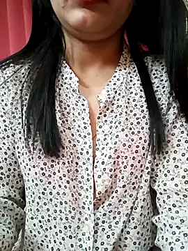 Snapshot of Beautiful_xxo chatting on December 19, 5:18 pm Beautiful xxo online show from December 19, 5:18 pm