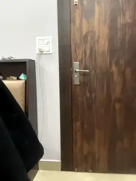 Snapshot of Beautiful_xxo chatting on December 1, 7:24 am Beautiful xxo online show from December 1, 7:24 am