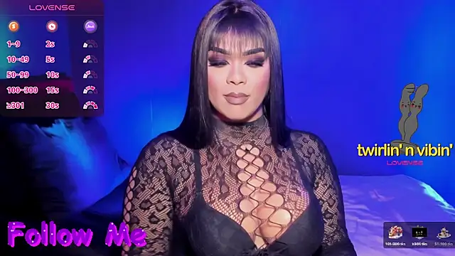 Snapshot of VictoriaEliz chatting on November 29, 10:57 pm VictoriaEliz online show from November 29, 10:57 pm