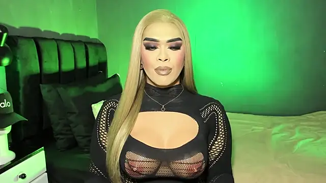 VictoriaEliz online show from July 11, 3:59 pm