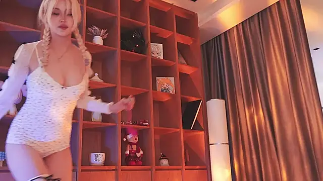 hyun chia online show from October 22, 9:36 pm