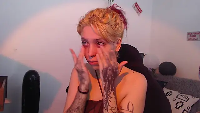 MaryJannes online show from November 29, 1:25 pm