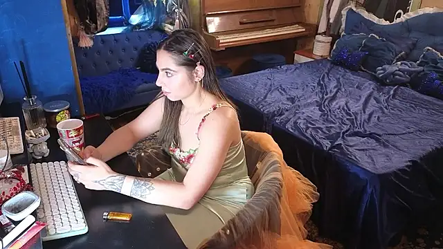 VanessaDoyle online show from January 10, 1:57 pm