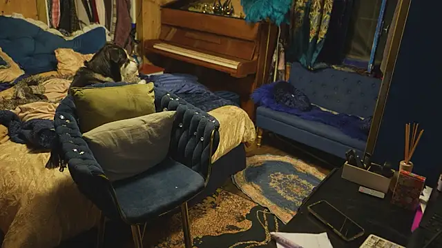 VanessaDoyle online show from March 24, 4:39 am