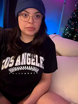 drizzypeach602 online show from December 3, 4:31 am