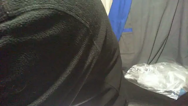 nonnomaturobisex online show from March 6, 8:33 am