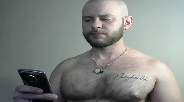 Snapshot of TONY_WHITE_7 chatting on March 4, 10:05 pm TONY WHITE 7 online show from March 4, 10:05 pm