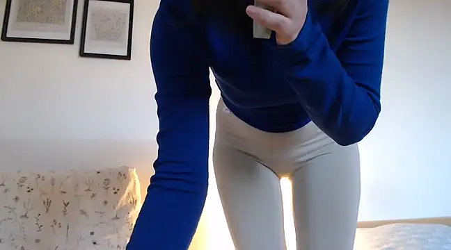 Snapshot of ocean_eyess_ chatting on January 14, 3:15 pm ocean eyess online show from January 14, 3:15 pm