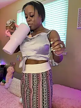 Tikalalin online show from April 7, 7:25 pm