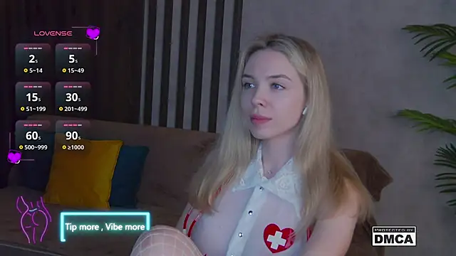 Holl1Would online show from March 14, 6:53 am