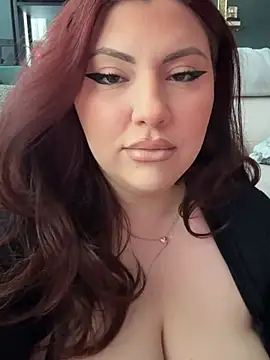 Snapshot of CurvyKimmy1 chatting on May 28, 8:11 am CurvyKimmy1 online show from May 28, 8:11 am