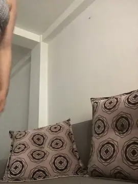 DulceChloe99 online show from March 3, 7:06 pm