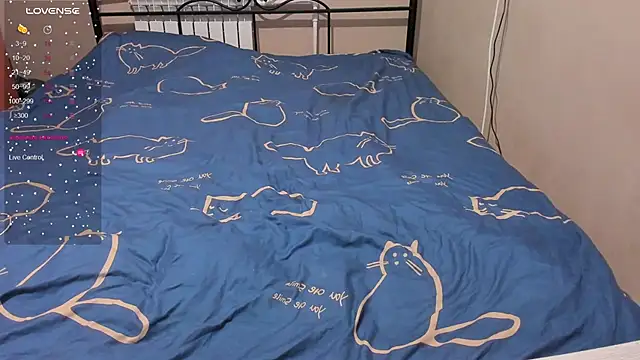 eva zero online show from December 22, 2:47 pm