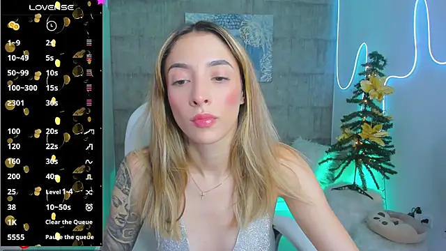 Snapshot of barbie_scoth_ chatting on December 4, 7:23 pm barbie scoth online show from December 4, 7:23 pm