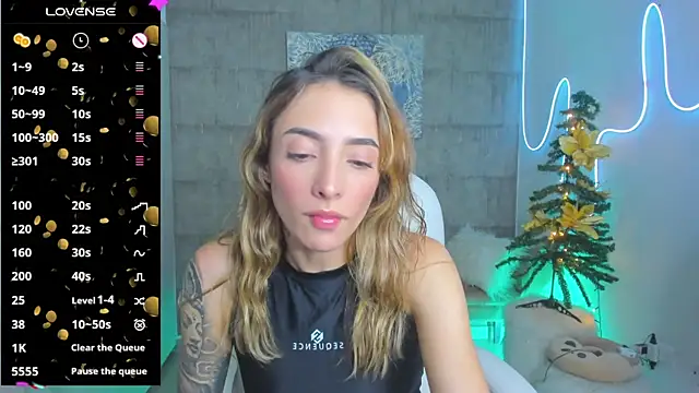 Snapshot of barbie_scoth_ chatting on December 7, 3:25 am barbie scoth online show from December 7, 3:25 am