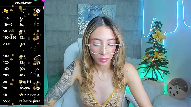 Snapshot of barbie_scoth_ chatting on December 14, 11:23 pm barbie scoth online show from December 14, 11:23 pm