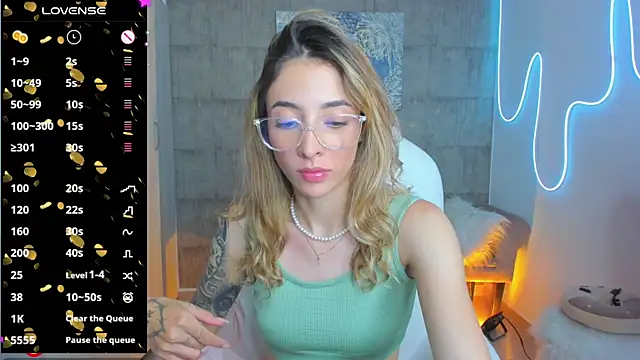 Snapshot of barbie_scoth_ chatting on January 11, 3:55 am barbie scoth online show from January 11, 3:55 am