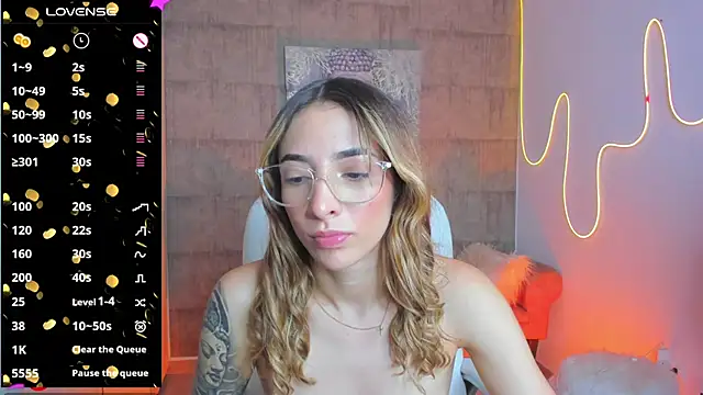 Snapshot of barbie_scoth_ chatting on January 21, 11:02 pm barbie scoth online show from January 21, 11:02 pm