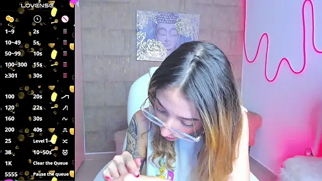 Snapshot of barbie_scoth_ chatting on March 1, 10:31 pm barbie scoth online show from March 1, 10:31 pm