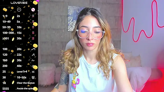 Snapshot of barbie_scoth_ chatting on March 2, 3:13 am barbie scoth online show from March 2, 3:13 am