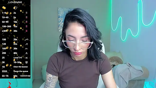 Snapshot of barbie_scoth_ chatting on October 2, 9:11 pm barbie scoth online show from October 2, 9:11 pm