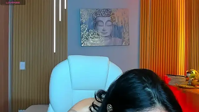 barbie scoth  online show from July 11, 10:55 pm