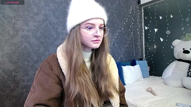 KateJonson online show from February 26, 7:40 am