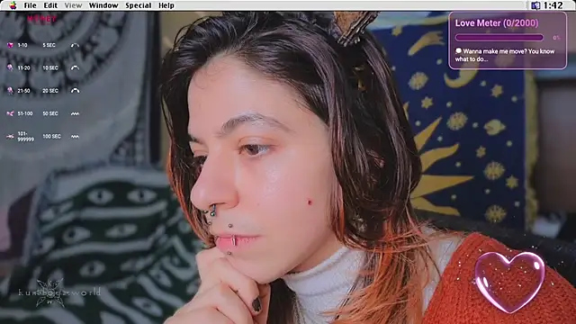 Snapshot of Kryptosworld chatting on February 13, 8:38 pm Kryptosworld online show from February 13, 8:38 pm