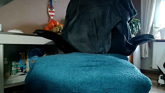 suedel65 online show from September 23, 3:04 pm