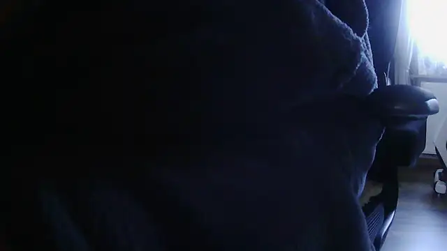 Snapshot of suedel65 chatting on June 11, 3:59 am suedel65 online show from June 11, 3:59 am