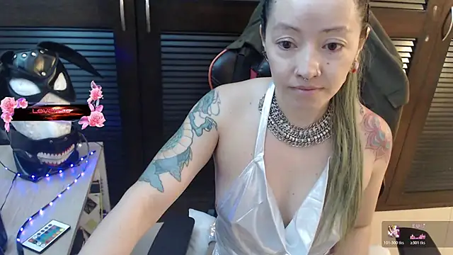 Snapshot of pink-2022 chatting on April 23, 2:19 pm pink-2022 online show from April 23, 2:19 pm