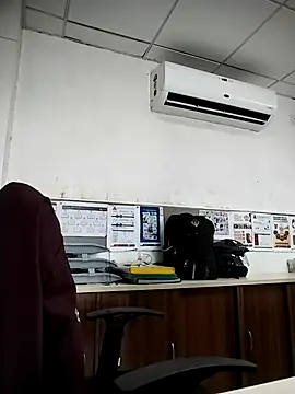 Desi Londa 143 online show from November 10, 8:35 am