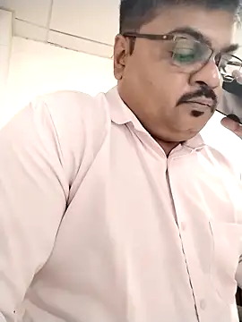 Desi Londa 143 online show from March 18, 5:10 am