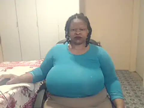 sweetnoziexx online show from December 4, 3:38 am