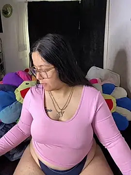 MsConejitaa online show from April 12, 6:13 pm