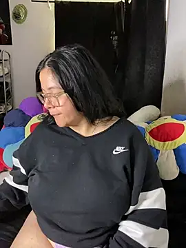 MsConejitaa online show from April 18, 2:54 pm