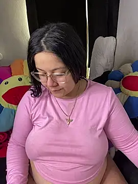 Snapshot of MsConejitaa chatting on July 31, 3:33 pm MsConejitaa online show from July 31, 3:33 pm