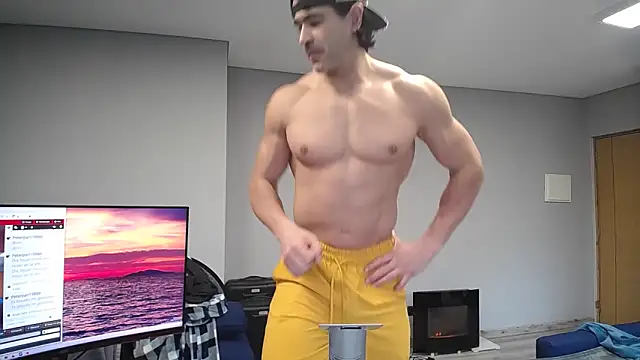 samricci21 online show from February 1, 11:20 am