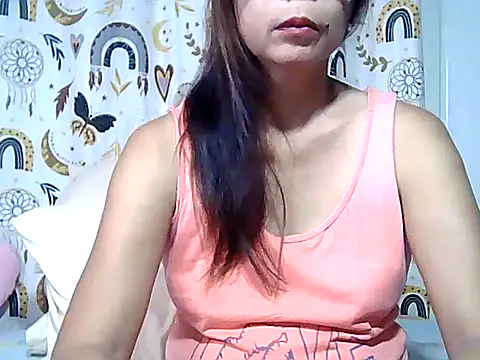 urwife tobe online show from May 7, 9:31 pm