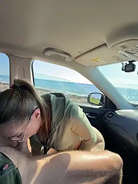 Nicoleevien online show from March 2, 7:37 am