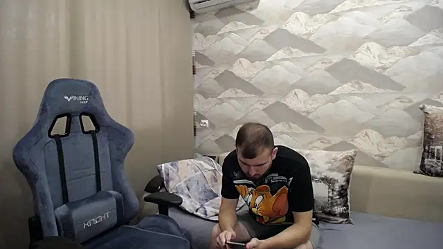 SerzhKorol1 online show from September 20, 8:15 am